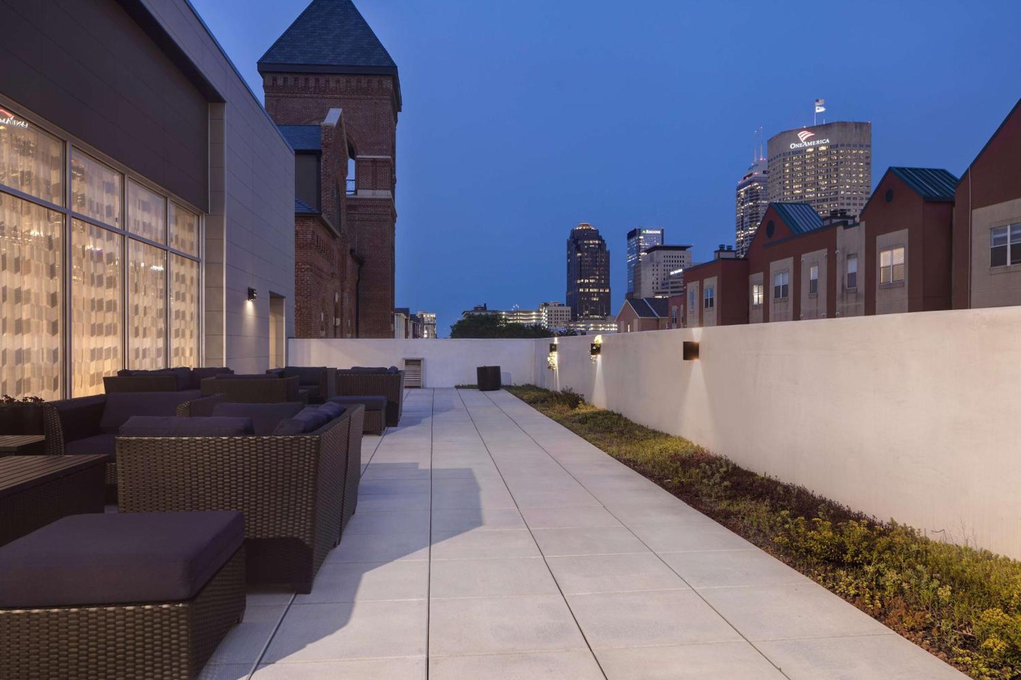 Homewood Suites By Hilton Indianapolis Downtown Iupui מראה חיצוני תמונה
