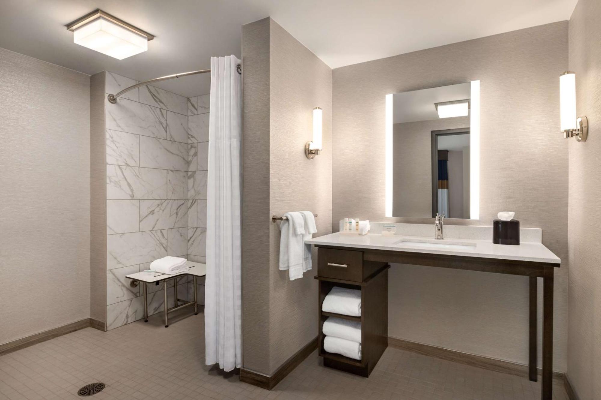 Homewood Suites By Hilton Indianapolis Downtown Iupui מראה חיצוני תמונה