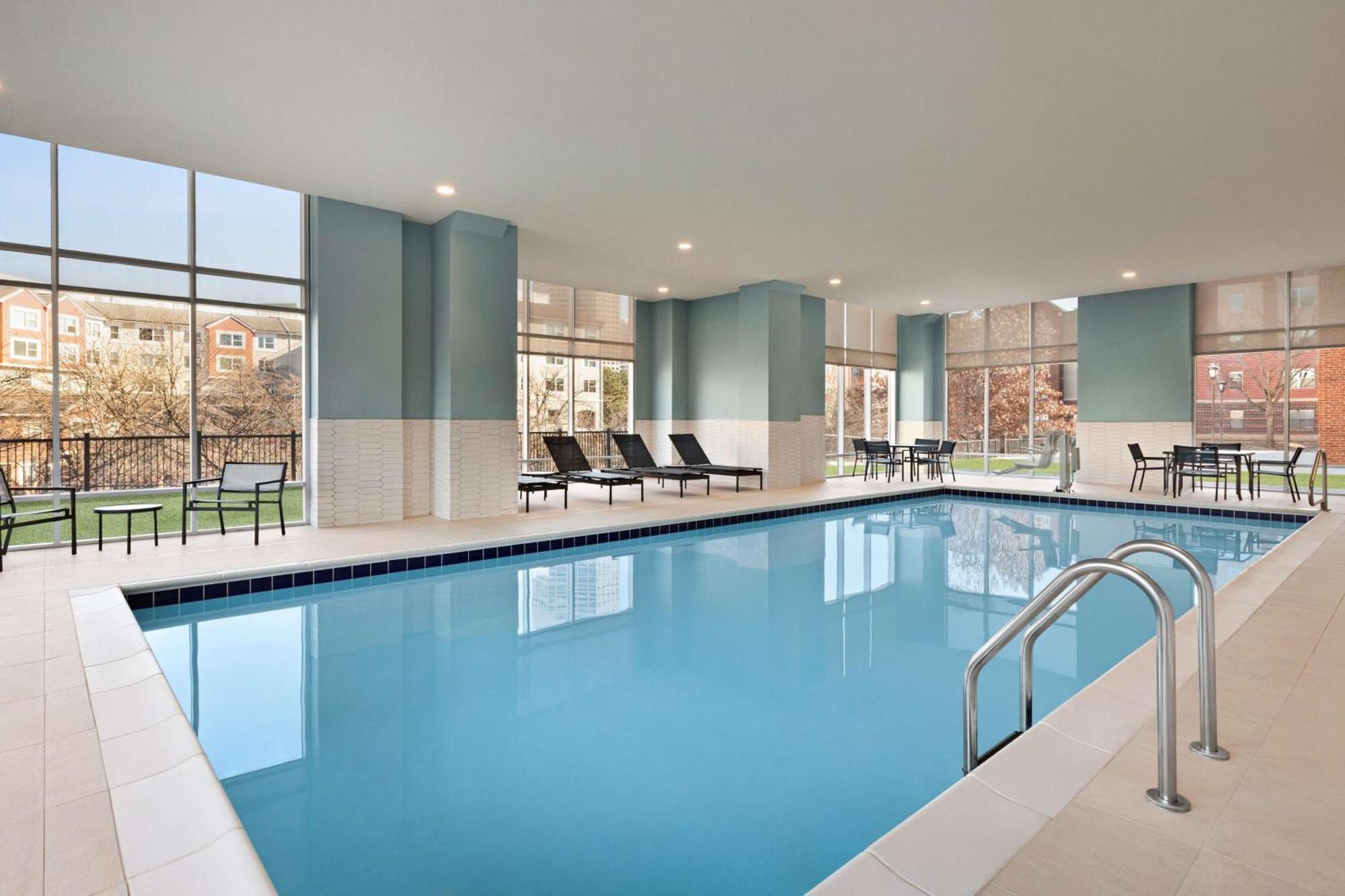 Homewood Suites By Hilton Indianapolis Downtown Iupui מראה חיצוני תמונה